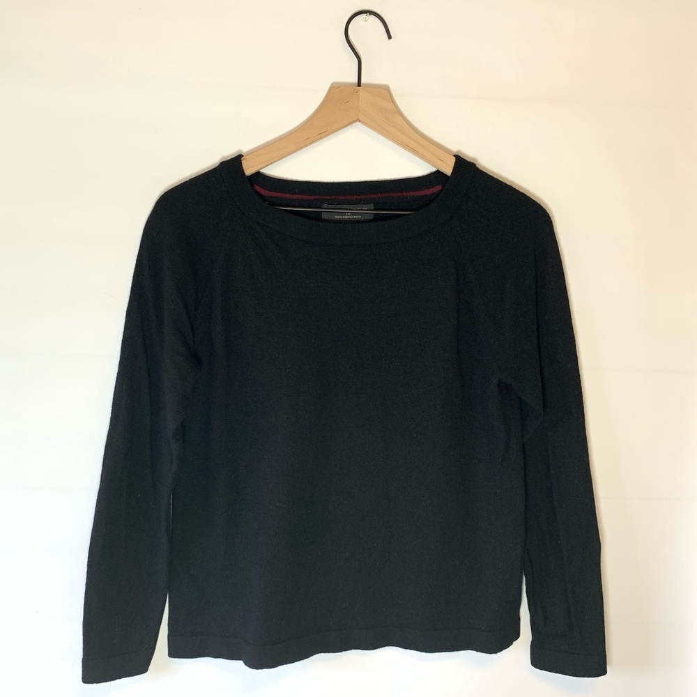 Banana Republic 100% Merino Wool Large Sweater